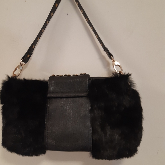 Fabulous Blinged out Fur Party Night Bag - Picture 4 of 7